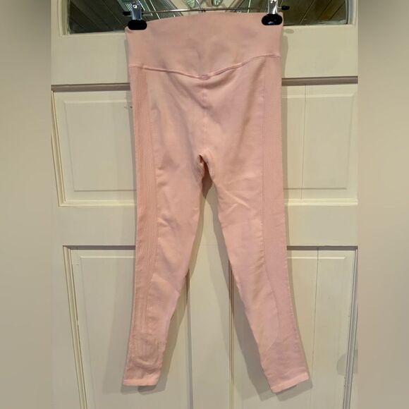 NWT free people movement ribbed stretch heirloom light pink leggings - Picture 6 of 7